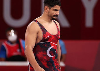 Güreşte Taha Akgül'den bronz madalya