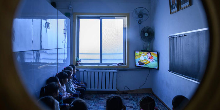 Gıda kıtlığı yaşanan Kuzey Kore, çocukları çizgi film aracılığıyla obeziteye karşı uyardı