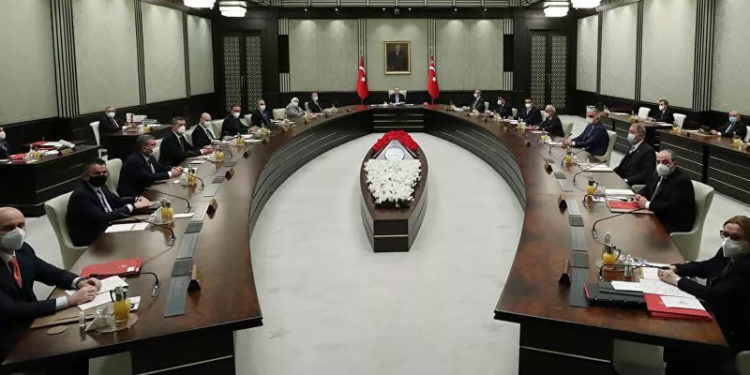 Kabine toplantısı ileri bir tarihe ertelendi