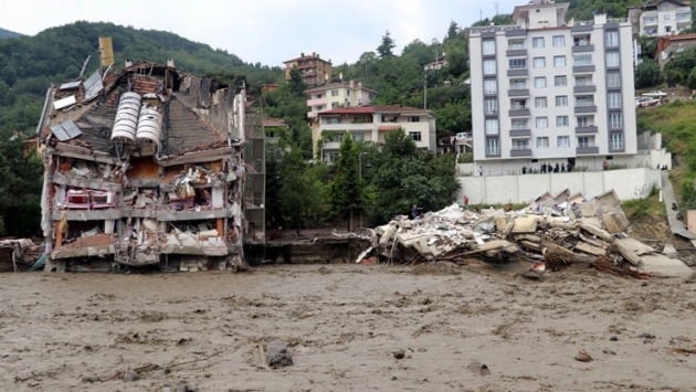 Karadeniz’de sel: Can kaybı 58’e yükseldi