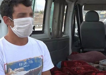 Karantina kaçağı, minibüste battaniyeye saklanırken yakalandı: 'Cezayı öderim ama yurtta kalamam'
