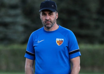 Kayserispor teknik direktör Yalçın Koşukavak ile yollarını ayırdı