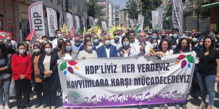 Kayyımların 2'nci yılında eylem: Halkın iradesine diz çöktüremeyeceksiniz