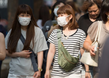 Koronavirüs salgınında dördüncü dalganın vurduğu Güney Kore'de şirketlere "uzaktan çalışın" çağrısı