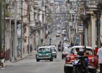 Küba'da küçük ve orta boy özel işletmelerin kurulmasına izin verildi