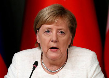 Merkel, 11 Ekim'den itibaren Covid-19 testlerinin ücretli olacağını duyurdu