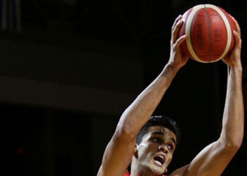 Milli basketbolcu Ömer Faruk Yurtseven'den NBA Yaz Ligi'nde 21 sayılık performans