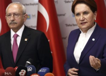 Muhalefetten İngiltere'ye tepki, Erdoğan'a a&ccedil;ıklama &ccedil;ağrısı