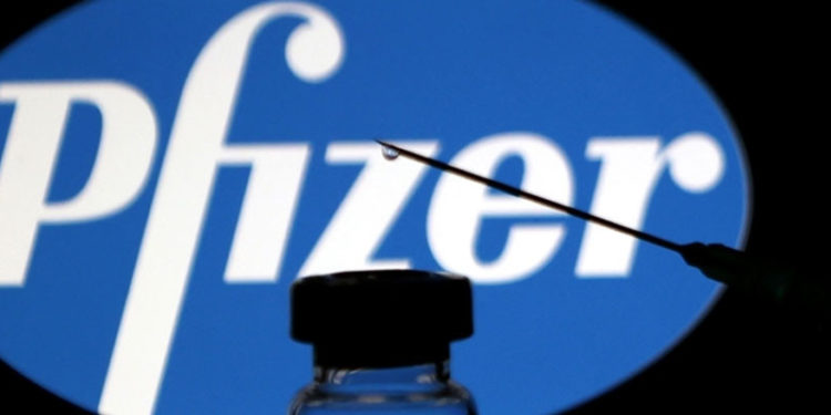 NYT: FDA, Pfizer/BioNTech'in Kovid-19 aşısına gelecek ay tam onay verebilir