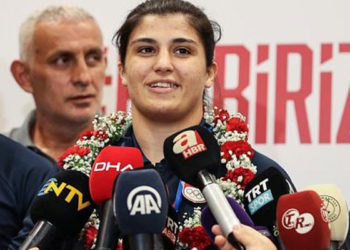 Olimpiyat şampiyonu Busenaz: "Türk kadınının yapabileceklerini gösterdiğim için çok mutluyum"