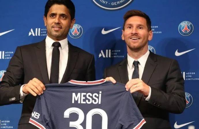 PSG, Messi’nin transfer ücretinin bir kısmını kripto para ile ödeyecek