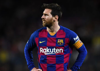 PSG, Messi için 10 futbolcu satacak