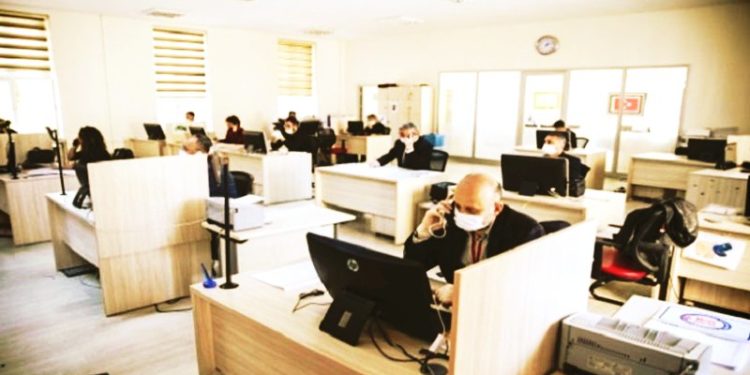 Prof. Dr. Recep Tekin: Delta varyantının en hızlı yayılma alanları klimalı ve kapalı ortamlar