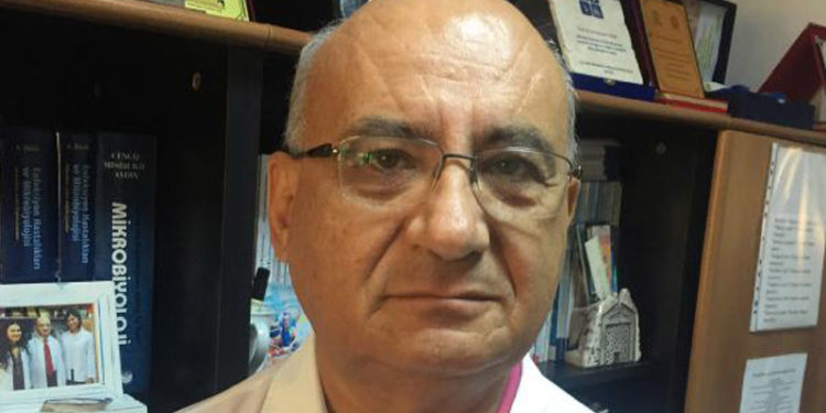 Prof. Dr. Yalçın: Yoğun bakım hastalarının yüzde 90'ı aşısız; iki artı bir doz 9 ay korur