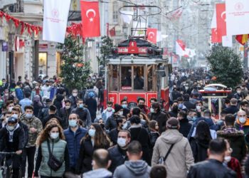 Prof. Ertuğrul: Herhangi bir kısıtlama veya önlem alınmazsa vaka artışı devam edecek