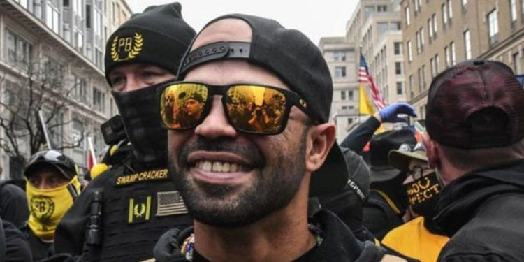 Proud Boys: ABD'de aşırı sağcı grubun lideri Enrique Tarrio'ya Black Lives Matter bayrağı yaktığı için 155 gün hapis cezası
