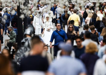 Rusya'da 820 ile Kovid-19 kaynaklı "günlük en yüksek" ölü sayısı kayıtlara geçti