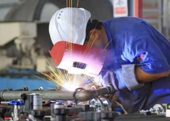 Sanayi üretimi haziranda yıllık yüzde 24 arttı