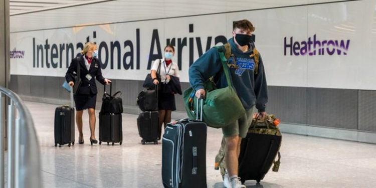 Sağlık Bakanı'ndan İngiltere açıklaması: Kırmızı listeden çıkma ihtimalimizin yüksek olduğu yönünde bilgiler geliyor