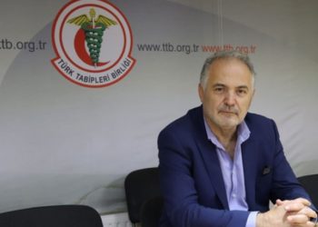 Sinan Adıyaman: Dördüncü doz kararı bir skandaldır