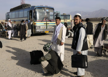 Taliban, ABD'yi "Afganistan vatandaşlarını ülkelerinden kaçmaları için teşvik etmekle" suçladı