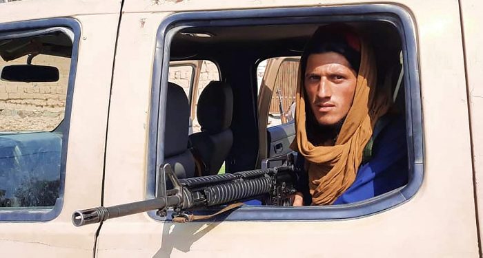 Taliban Afganistan’ı nasıl bu kadar hızlı ele geçirdi?