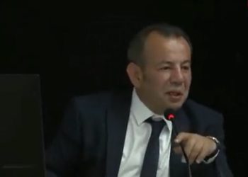 Tanju Özcan meydan okudu: ‘Bana kayyım atayacak adamın alnını karışlarım’