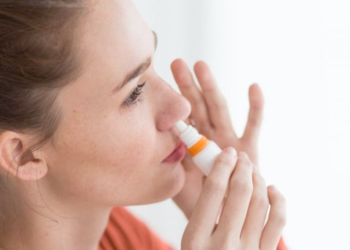 Tayland'da burun yoluyla uygulanan Koronavirüs aşısının insan testleri yıl sonunda başlayacak