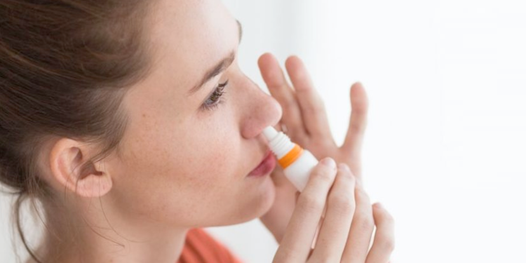 Tayland'da burun yoluyla uygulanan Koronavirüs aşısının insan testleri yıl sonunda başlayacak