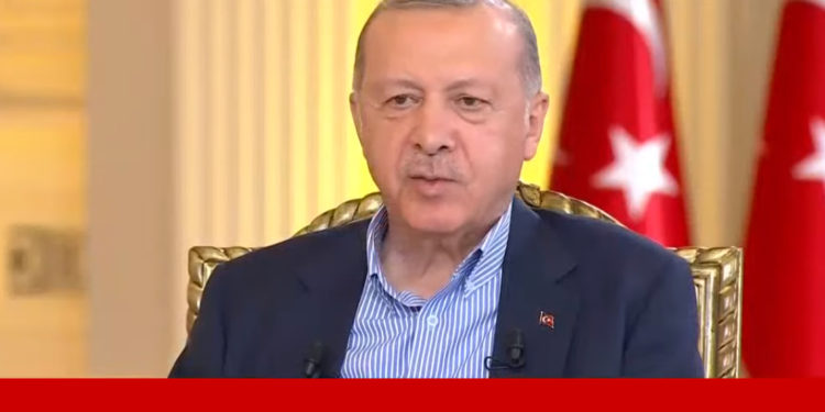 Tayyip Erdoğan açıkladı; sosyal medyaya geniş kapsamlı yasak yolda
