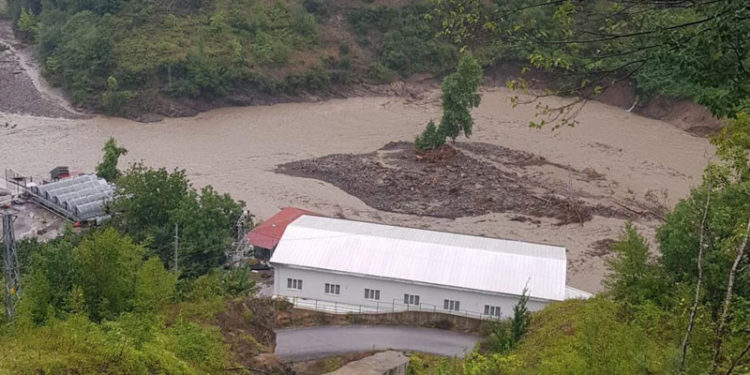 Tesla Enerji: Santralin ardında tutulan suyun miktarı ilçeye akan suyun 10 binde birine tekabül etmektedir