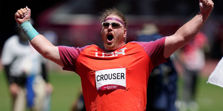 Tokyo 2020 | Gülle atmada Ryan Crouser, olimpiyat rekoru kırarak altın madalya kazandı