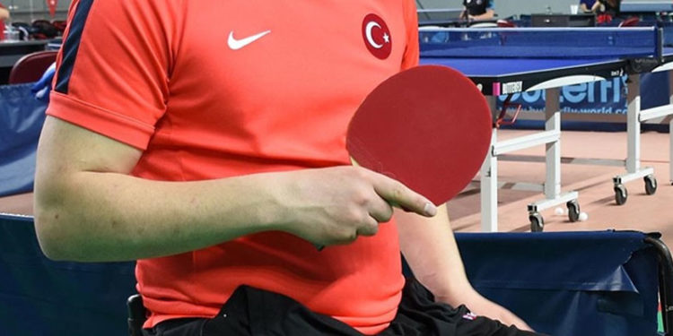 Tokyo'da Ali Öztürk ve Kübra Korkut'tan bronz madalya