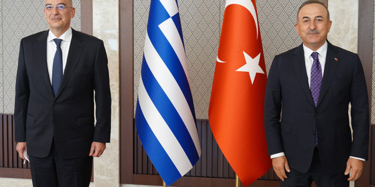 Türkiye, Yunanistan’a iki yangın söndürme uçağı gönderiyor