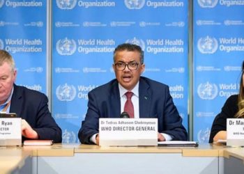 WHO direktörü: Üçüncü dozlar ertelenmeli