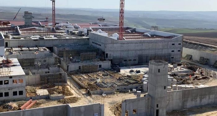 Yangın söndürme uçaklarına 4 milyon dolar bulamayan AKP, hapishane inşaatına 13 milyar lira ayırdı