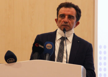 Yerli aşıyı geliştiren Prof. Dr. Özdarendeli: Toplumun yüzde 70'i aşılanırsa pandemi zamanla biter