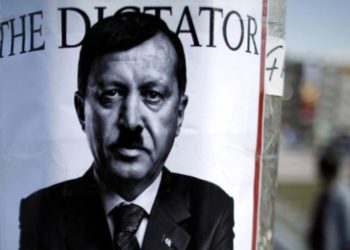 15 Temmuz neden tiyatro?