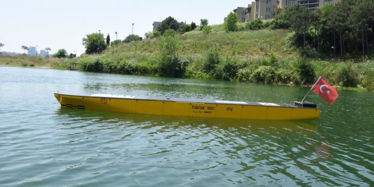 İTÜ'nün otonom gemi çalışması suya indi
