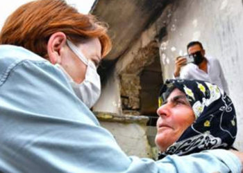 İYİ Parti Genel Başkanı Akşener, Manavgat'taki yangın bölgesini ziyaret etti: "Genel olarak ortak problem koordinasyon eksikliği"