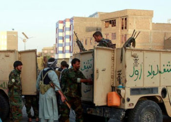 İki vilayet yönetim merkezi Taliban'ın eline geçti