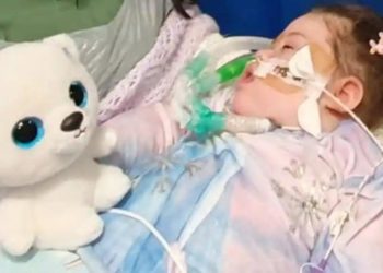 İki yaşındaki &ccedil;ocuğun yaşam destek &uuml;nitesi &lsquo;AİHM kararıyla&rsquo; kapatılacak