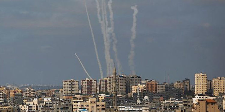 İnsan Hakları İzleme Örgütü: Hamas'ın İsrail'e roket fırlatması savaş suçu