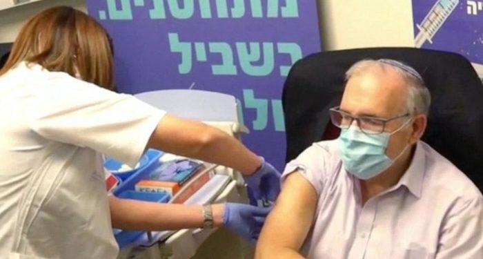 İsrail geri adım attı: Yılda 1-2 takviye aşı lazım