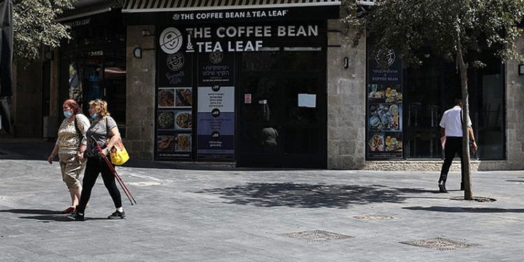 İsrail'de son 24 saatte 8 bine yakın Kovid-19 vakası tespit edildi