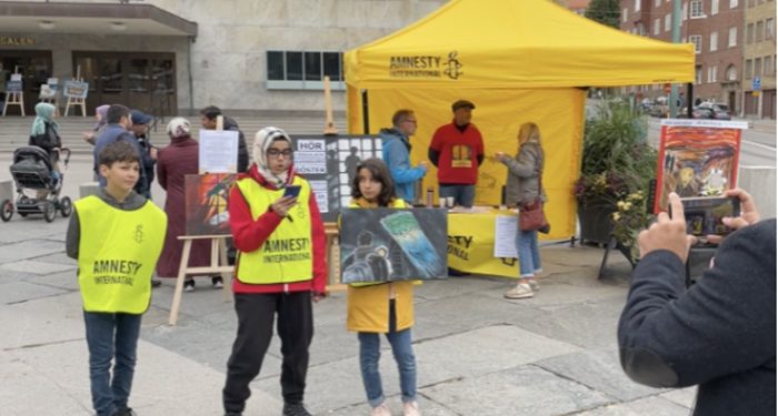 İsveç’te, Türkiye hapishanelerindeki kadın ve çocuklar için ‘Ses verir misin?’ sergisi