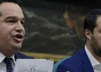 İtalya'da bir parka Mussolini'nin kardeşinin adının verilmesini isteyen siyasetçi tepkiler üzerine istifa etti