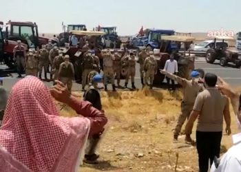 Şanlıurfa’da yol kesip ‘AK Parti istifa’ sloganı atan çiftçiler gözaltına alındı