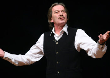 Şensoy'un son röportajı: Eğilip bükülme devrinde değiliz