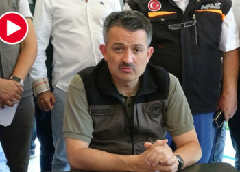‘Hükümet istifa’ sesleri yükselince, Pakdemirli arkasına bakmadan kaçtı